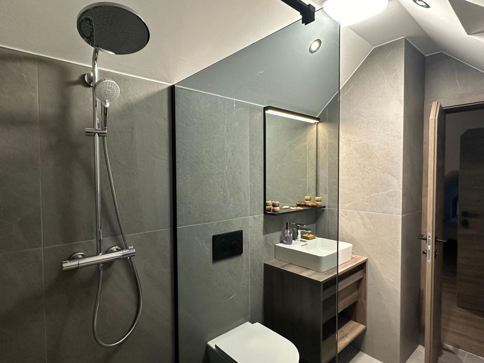 4 Elements Glamping & Apartments ブレッド エクステリア 写真