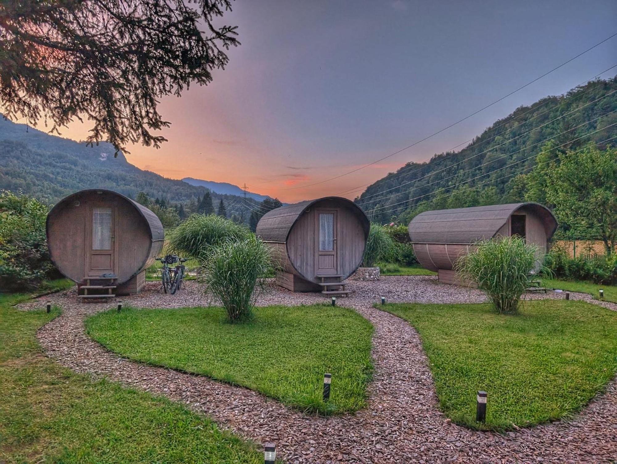 4 Elements Glamping & Apartments ブレッド エクステリア 写真